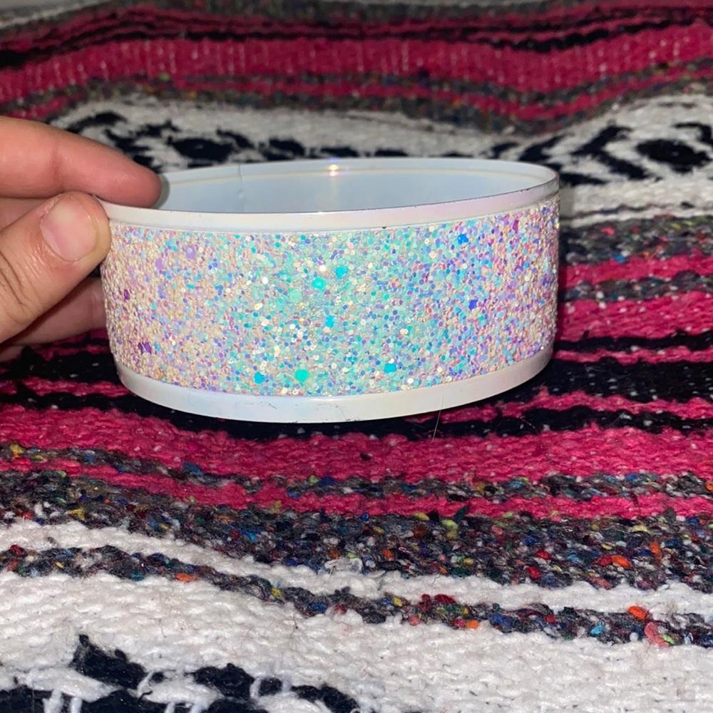 Candle holder